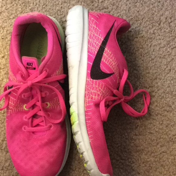 Pink Nikes - Picture 2 of 3